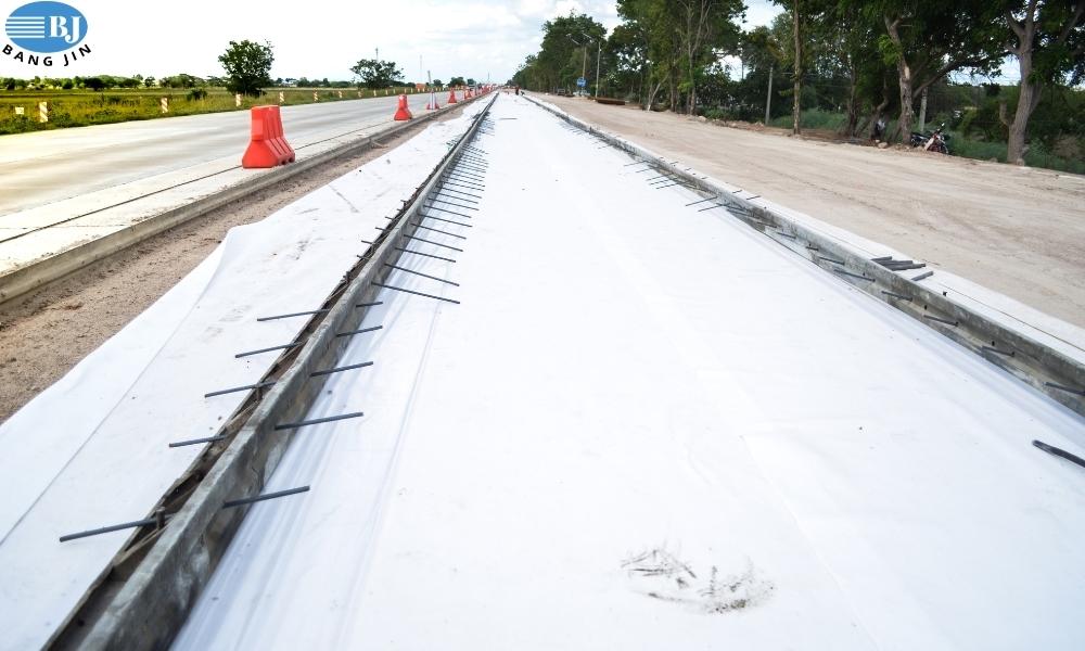 Application of Nonwoven Geotextile Fabric